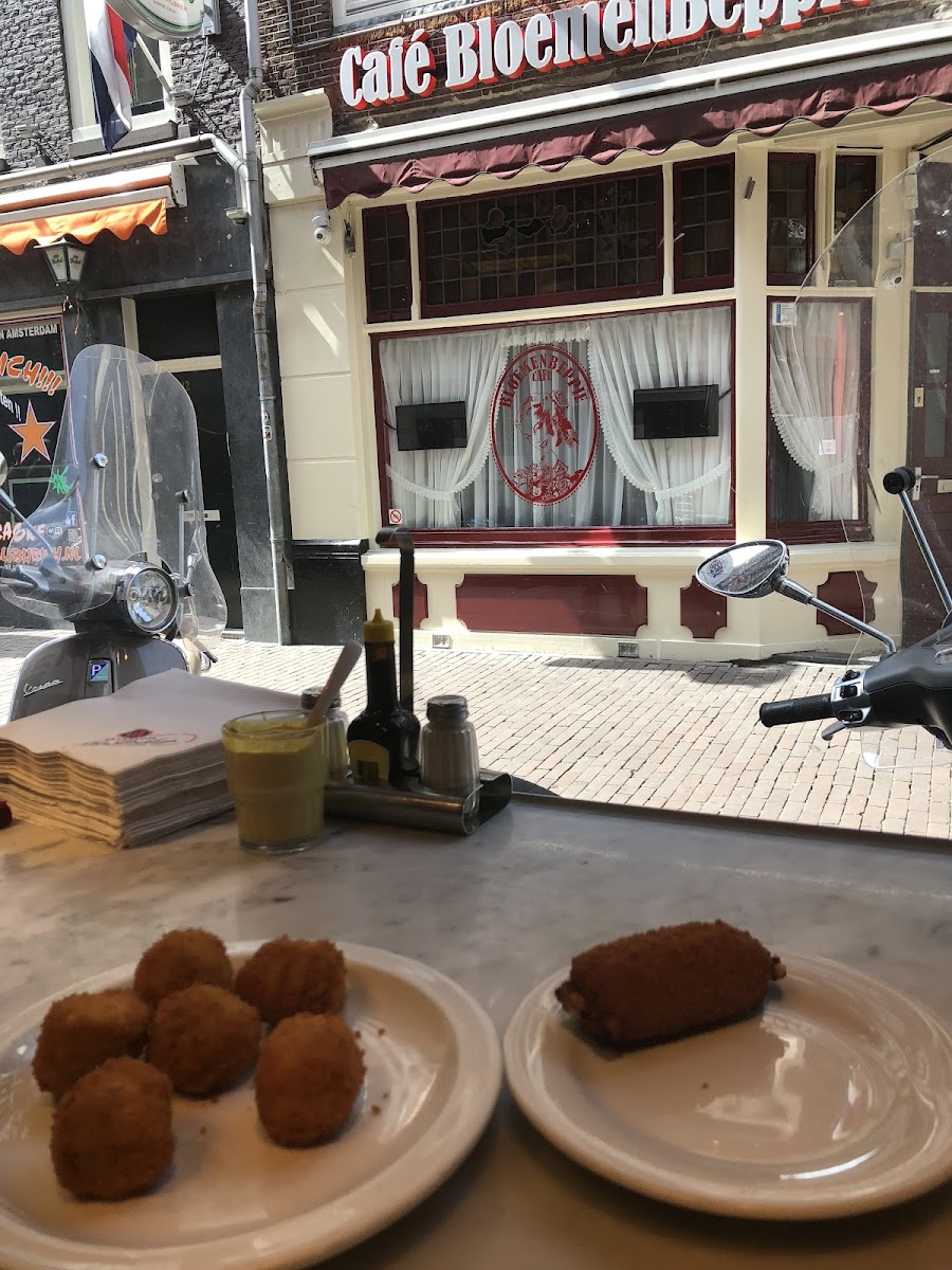 Café Bolle Jan Photos 2